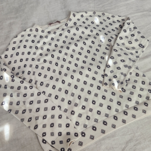 Loft Cream Crew Neck Light Sweater with Ornate Black Pattern. - Picture 7 of 9